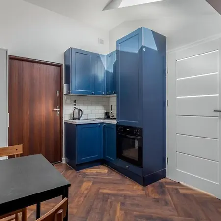 Apartman Close - Marcinkowskiego 2 *