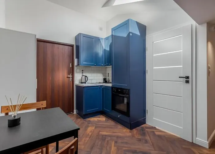 Apartman Close - Marcinkowskiego 2 *